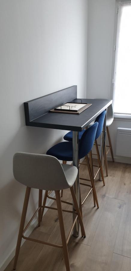 L'Aurore Doree, Duplex Renove - Parking Prive - Wifi Gratuit Apartment Saint-Quentin  Exterior foto
